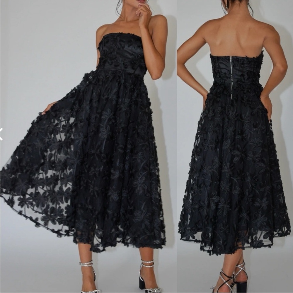 NWT Selfie Leslie Dori Floral Embellished Midi Dress - L